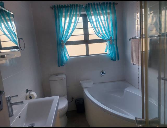 2 BEDROOM APARTMENT FOR SALE IN UVONGO